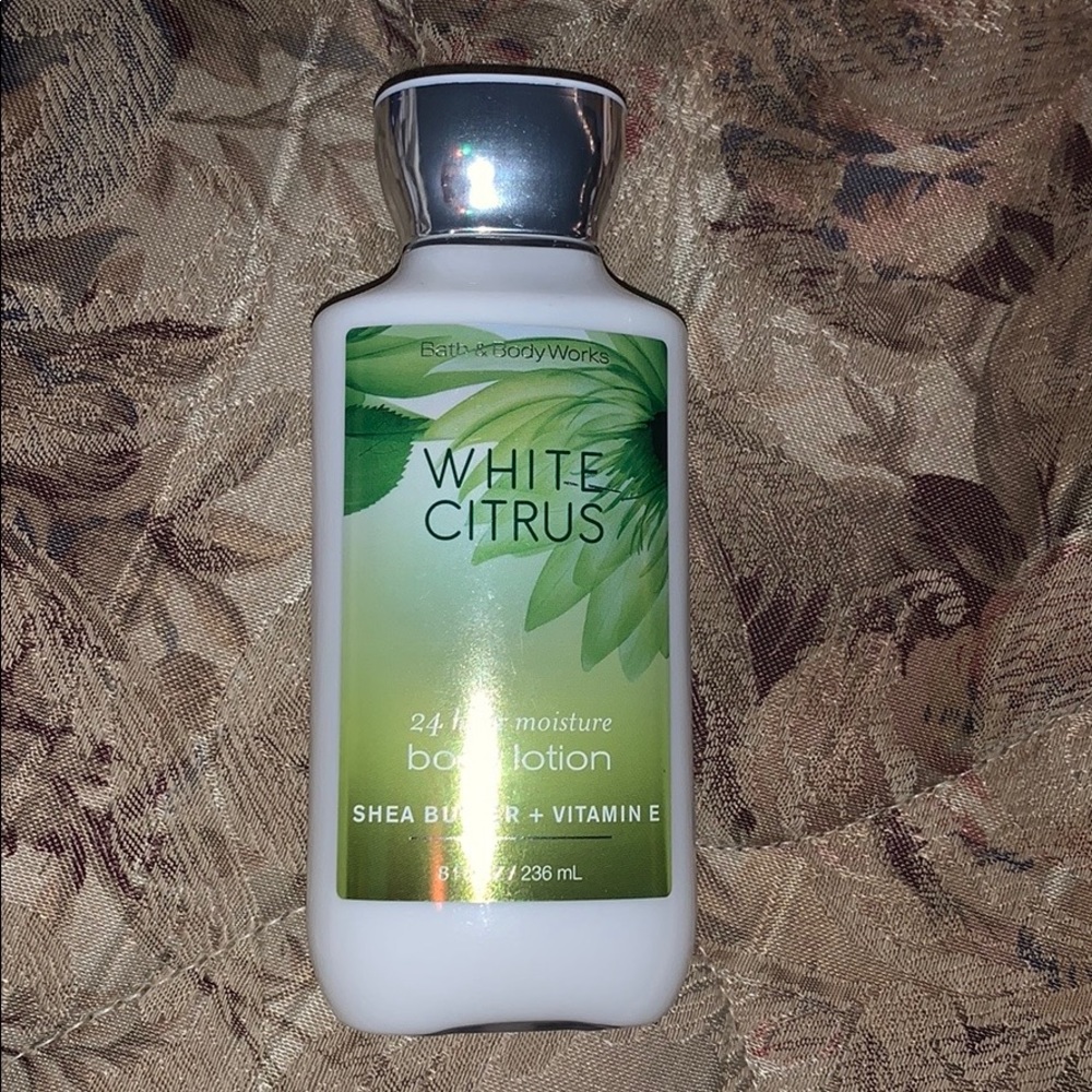 White citrus lotion (bath and body works)